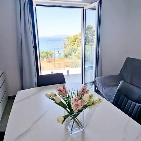 Suha Punta Luxury Apartments First Row To The Sea Kampor Exterior photo